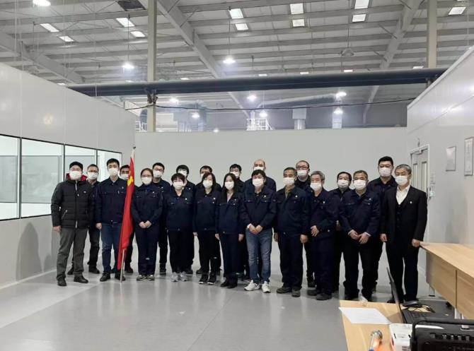 z6com·尊龙(中国)时凯集团清洁党员突击队合影.jpg z6com·尊龙(中国)时凯集团清洁党员突击队合影.jpg
